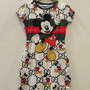 One size dress, from Colombian designers